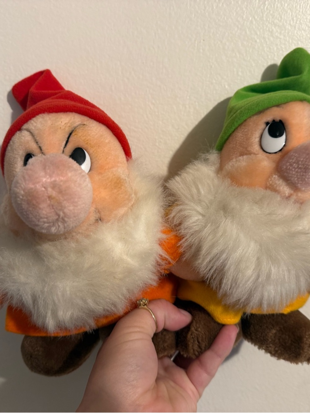 Disney Plush Dwarf Pair Snow White bashful & grumpy